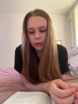 Marylallka5 online show from July 25, 2026, 5:38 am
