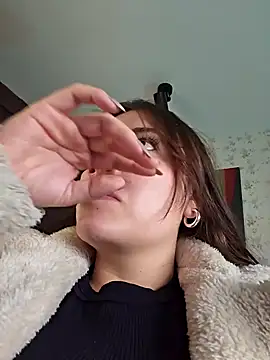 Snapshot of valery_mora chatting on February 5, 2025, 1:54 pm valery mora online show from February 5, 2025, 1:54 pm