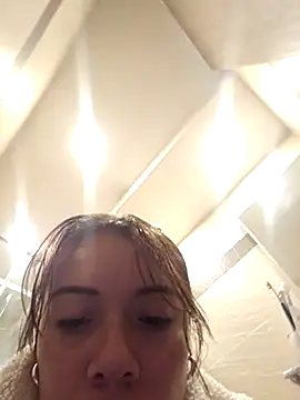 Snapshot of valery_mora chatting on February 26, 2025, 1:08 pm valery mora online show from February 26, 2025, 1:08 pm