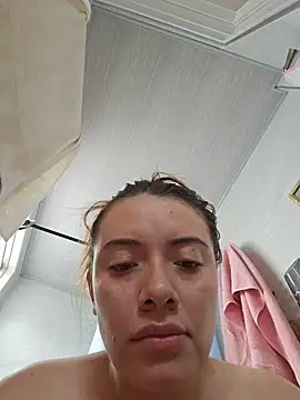 Snapshot of valery_mora chatting on October 20, 2025, 4:18 pm valery mora online show from October 20, 2025, 4:18 pm