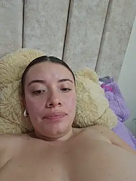 Snapshot of valery_mora chatting on February 14, 2026, 10:28 pm valery mora online show from February 14, 2026, 10:28 pm