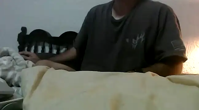 Snapshot of lover_camer chatting on February 21, 2025, 12:39 pm lover camer online show from February 21, 2025, 12:39 pm