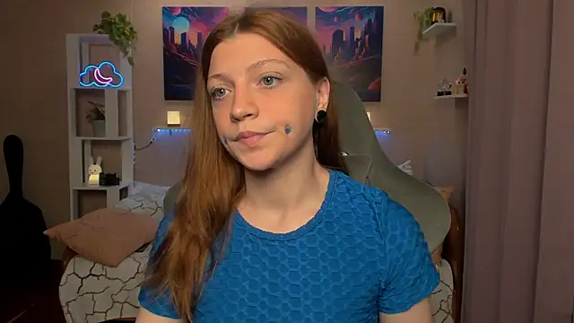 Lolly Haze online show from July 14, 2026, 4:17 am