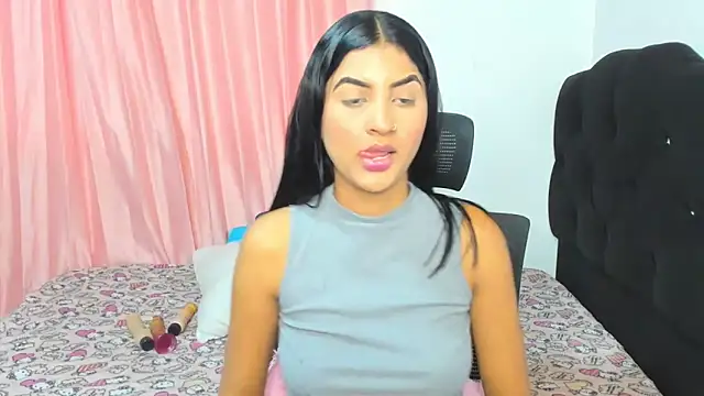 Snapshot of FalakRese chatting on February 8, 2025, 8:21 pm FalakRese online show from February 8, 2025, 8:21 pm