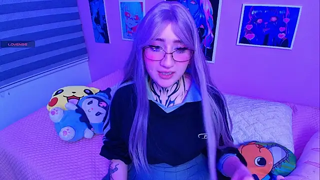 Snapshot of Miwa_violet chatting on February 3, 2026, 2:53 am Miwa violet online show from February 3, 2026, 2:53 am