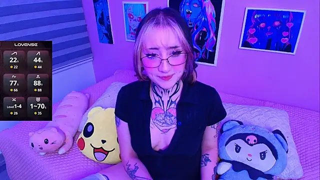 Snapshot of Miwa_violet chatting on February 20, 2026, 5:37 am Miwa violet online show from February 20, 2026, 5:37 am