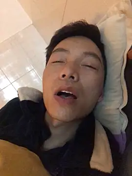 xhqds online show from February 21, 2025, 6:15 pm