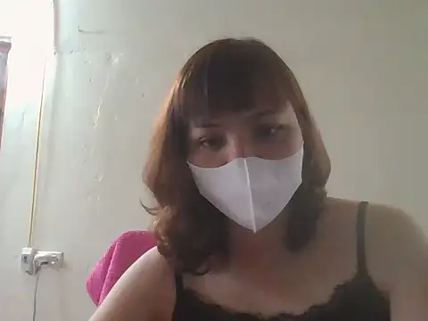 Snapshot of Angela-Eira chatting on May 3, 2026, 7:25 am Angela-Eira online show from May 3, 2026, 7:25 am