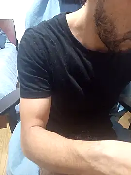 weedmanhot28 online show from January 17, 2025, 2:50 am