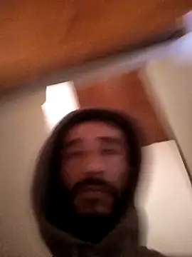 weedmanhot28 online show from December 21, 2025, 1:40 pm