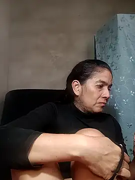 Dakary hot online show from April 14, 2026, 9:32 pm