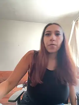 Snapshot of Dahian_XXX chatting on February 6, 2025, 4:03 pm Dahian XXX online show from February 6, 2025, 4:03 pm