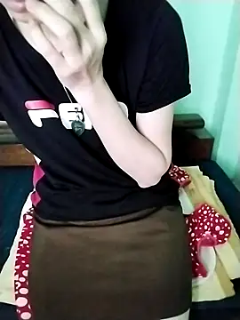 Luxcute286 online show from July 16, 2026, 3:23 am