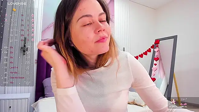 Kelly Cuutie online show from February 17, 2025, 5:14 am