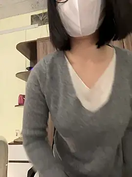 Baby Claraa online show from March 8, 2025, 8:33 am