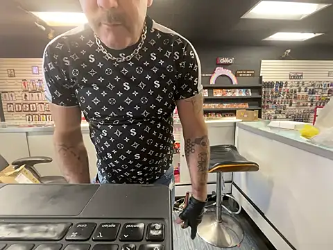 Snapshot of RawRyder8 chatting on December 13, 2024, 9:09 pm RawRyder8 online show from December 13, 2024, 9:09 pm