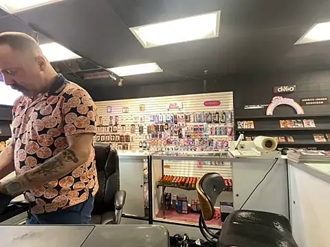 Snapshot of RawRyder8 chatting on February 11, 2025, 9:25 pm RawRyder8 online show from February 11, 2025, 9:25 pm