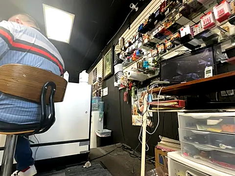 Snapshot of RawRyder8 chatting on September 15, 2025, 9:48 pm RawRyder8 online show from September 15, 2025, 9:48 pm