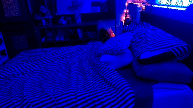 Snapshot of RawRyder8 chatting on September 23, 2025, 9:01 am RawRyder8 online show from September 23, 2025, 9:01 am