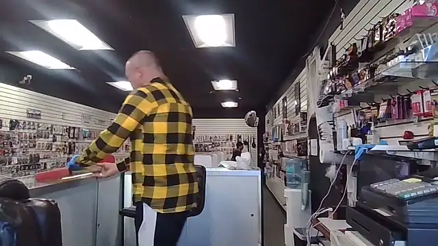 Snapshot of RawRyder8 chatting on October 9, 2025, 10:30 pm RawRyder8 online show from October 9, 2025, 10:30 pm