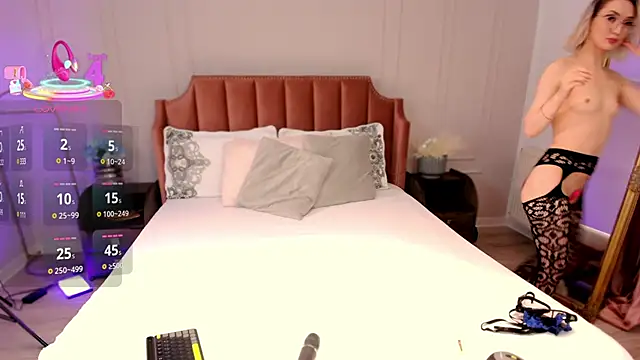 CharmingAnnie online show from March 5, 2025, 6:45 pm