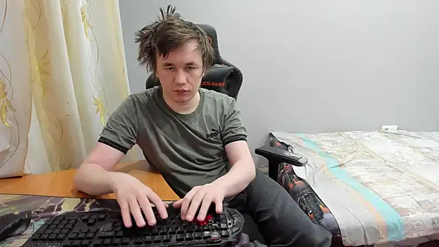 iliaskrislove online show from March 5, 2026, 7:21 pm