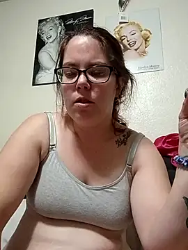 Snapshot of FreakNastyLacie chatting on July 28, 2026, 2:07 am FreakNastyLacie online show from July 28, 2026, 2:07 am