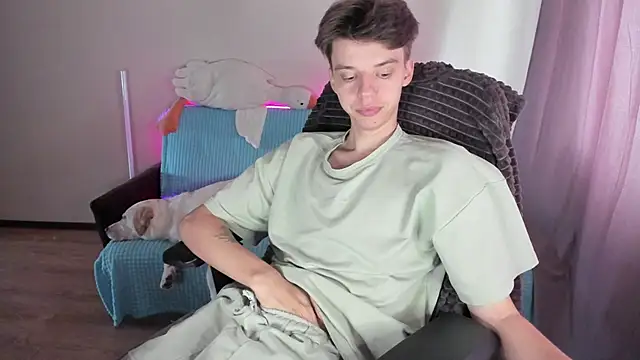 Liam sexy1 online show from September 26, 2025, 8:40 am