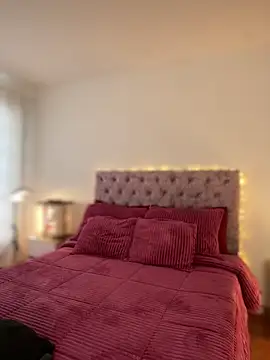 samantha evans2 online show from April 18, 2026, 10:43 pm