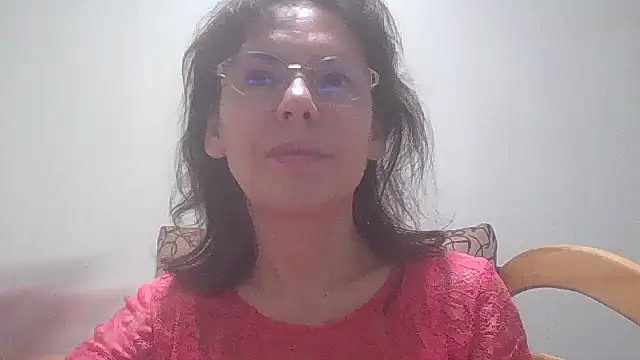 HollyJewel online show from December 17, 2024, 6:31 pm