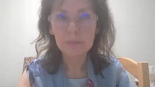 HollyJewel online show from January 31, 2025, 8:22 pm