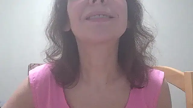 HollyJewel online show from February 24, 2025, 6:36 pm