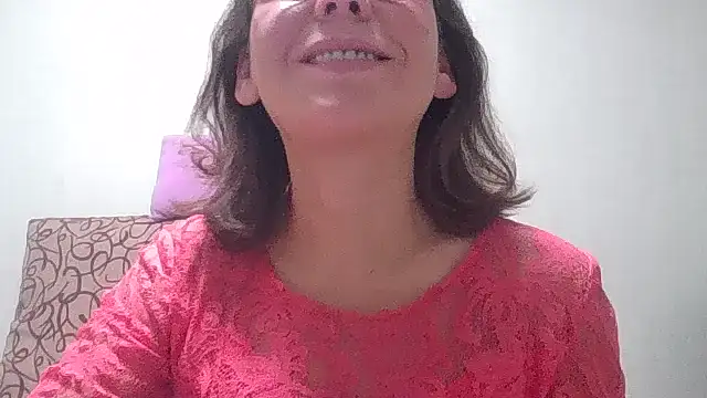 HollyJewel online show from October 16, 2025, 5:25 pm