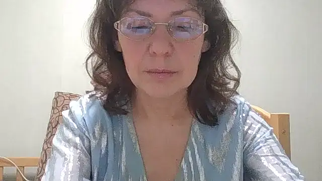 HollyJewel online show from March 5, 2026, 4:25 pm