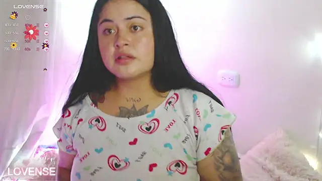 PamelaDoouce online show from February 5, 2025, 8:00 am