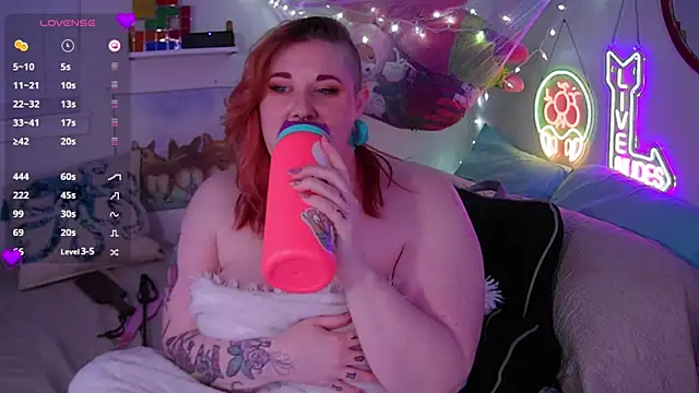 opalreigning online show from January 3, 2025, 11:57 am