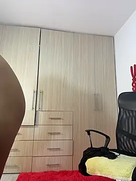 AriannaTorres online show from November 26, 2025, 11:00 am