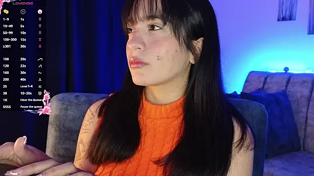 Snapshot of ZaraDames_ chatting on September 10, 2025, 2:22 am ZaraDames  online show from September 10, 2025, 2:22 am
