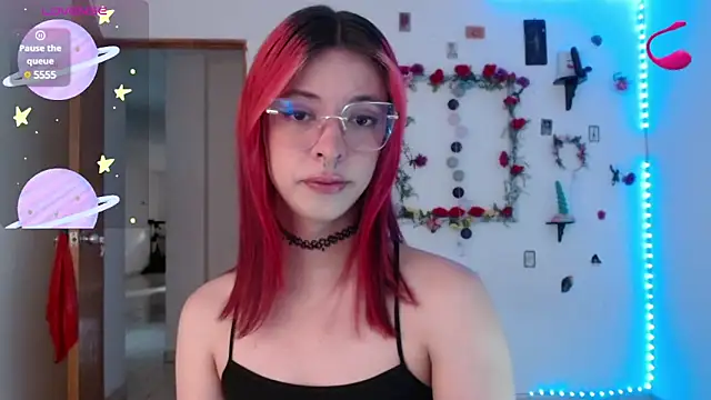 Snapshot of _GalyaX_ chatting on February 12, 2025, 12:33 pm  GalyaX  online show from February 12, 2025, 12:33 pm