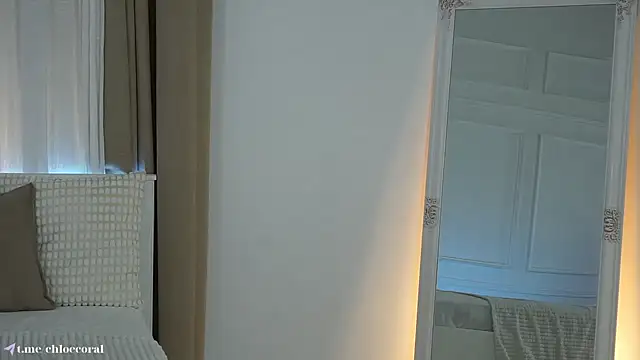 Snapshot of ChloeCoral chatting on February 25, 2025, 7:25 pm ChloeCoral online show from February 25, 2025, 7:25 pm