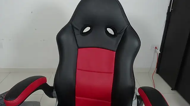 evelin 999  online show from February 1, 2025, 9:29 pm