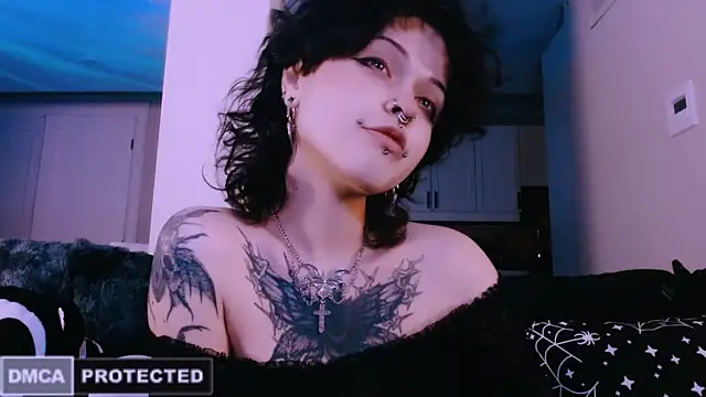 NaughtyLittleFox online show from March 13, 2026, 4:30 am