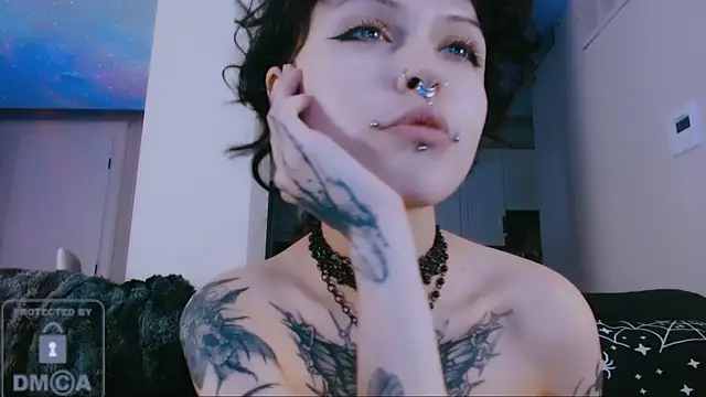 NaughtyLittleFox online show from July 11, 2026, 12:57 am