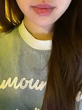 minmin2kk5 online show from June 2, 2026, 2:02 am