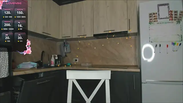 Snapshot of violet_blue_eyes chatting on December 28, 2024, 1:28 pm violet blue eyes online show from December 28, 2024, 1:28 pm