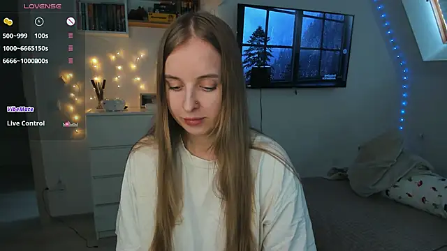 violet blue eyes online show from March 16, 2026, 1:04 pm