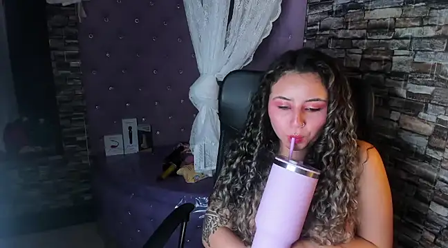 Snapshot of celeste_blue69 chatting on February 15, 2025, 5:41 am celeste blue69 online show from February 15, 2025, 5:41 am