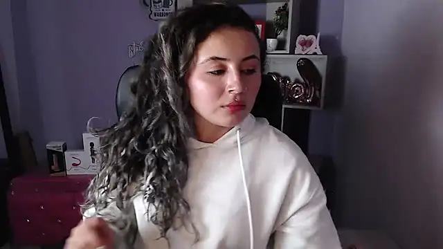 Snapshot of celeste_blue69 chatting on February 23, 2025, 9:11 am celeste blue69 online show from February 23, 2025, 9:11 am