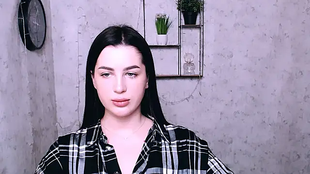 LiamaX  online show from January 16, 2025, 5:42 am