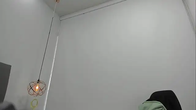 Cherllynn online show from February 11, 2025, 3:18 pm